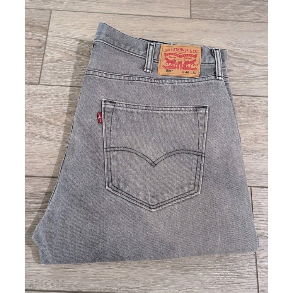 LEVI'S 501 GRAY W/BLACK STITCHING LOOSE BOOT BUTTON FLY JEANS MEN'S 40X32  EUC
